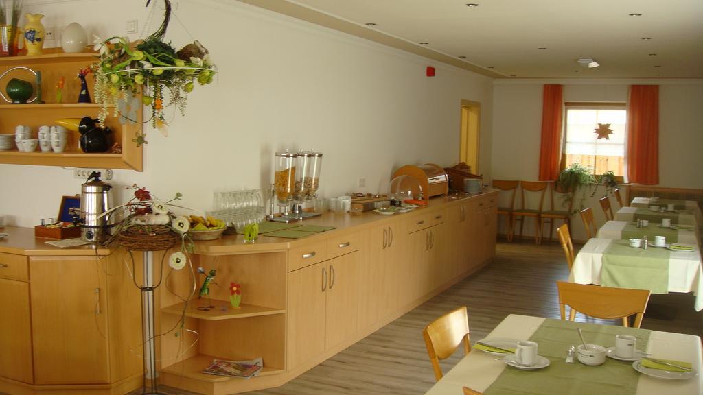 Hotel Garni Hopfengold Вольнцах Экстерьер фото