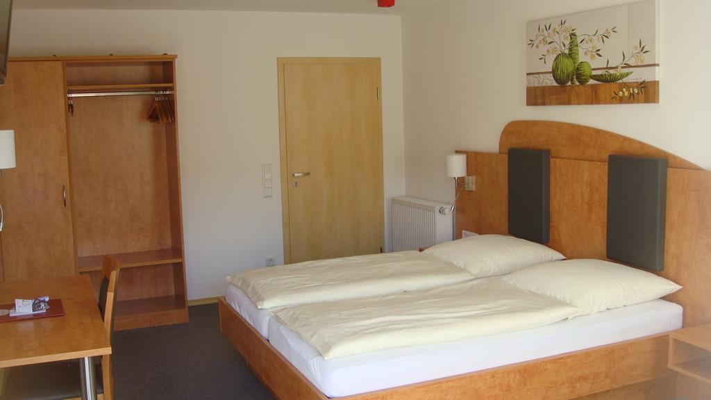 Hotel Garni Hopfengold Вольнцах Экстерьер фото