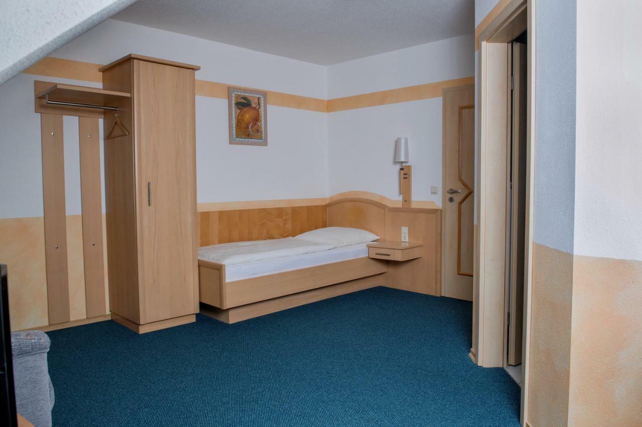 Hotel Garni Hopfengold Вольнцах Экстерьер фото